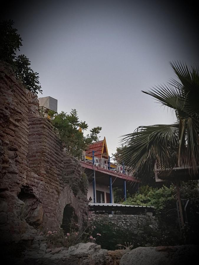Antonios Motel Side Bagian luar foto
