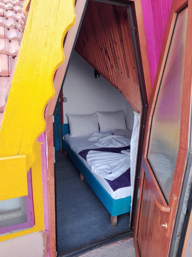 Antonios Motel Side Bagian luar foto