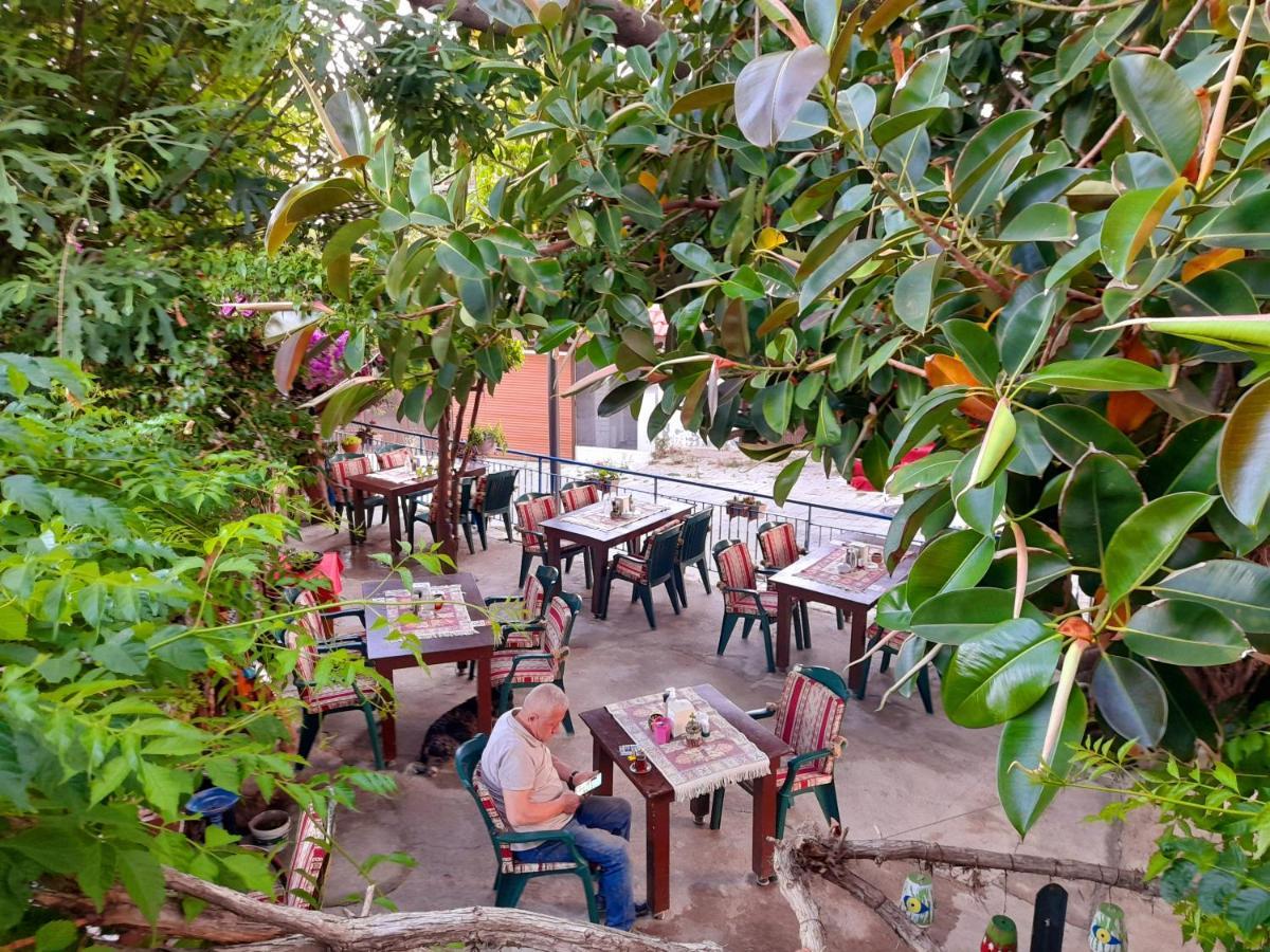 Antonios Motel Side Bagian luar foto