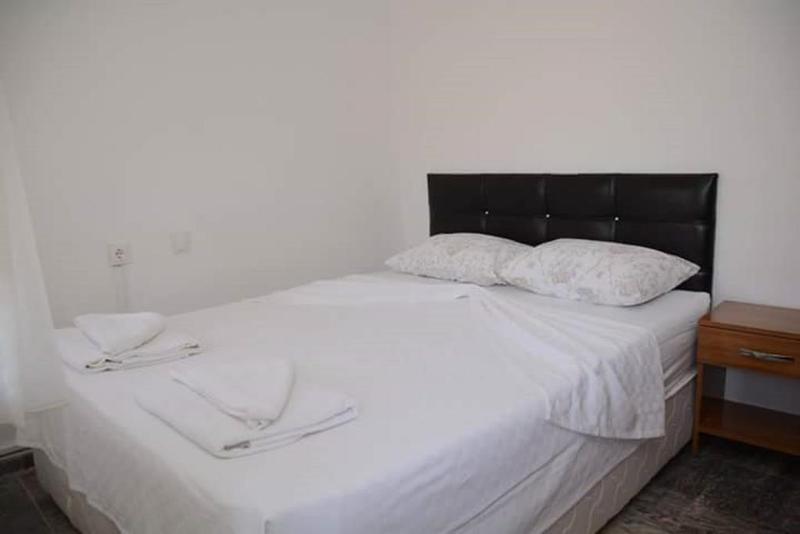 Antonios Motel Side Bagian luar foto