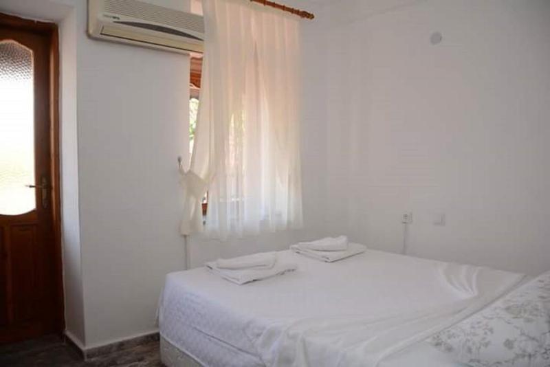 Antonios Motel Side Bagian luar foto
